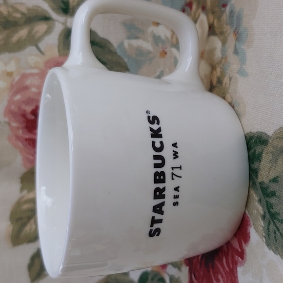 Starbucks Seattle 71' Washington Classic White Coffee Mug Set 2018 Collection - Picture 3 of 15